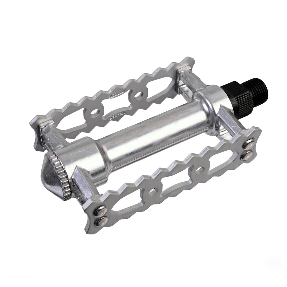 cage pedal